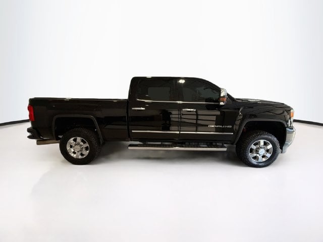 2017 GMC Sierra 3500 Denali HD Denali - Photo 8