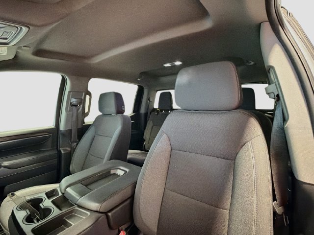 2024 Chevrolet Silverado 1500 LT - Photo 19