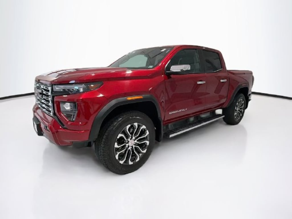 Used 2024 GMC Canyon Denali Truck Crew Cab