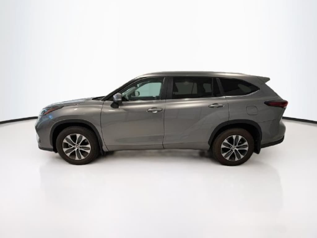 Used 2026 Toyota Highlander Limited SUV