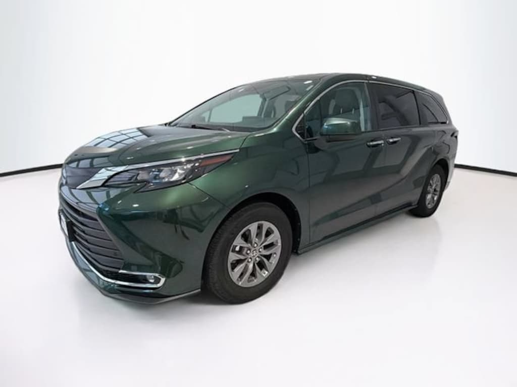 Certified 2024 Toyota Sienna XLE 7 Passenger Van Passenger Van
