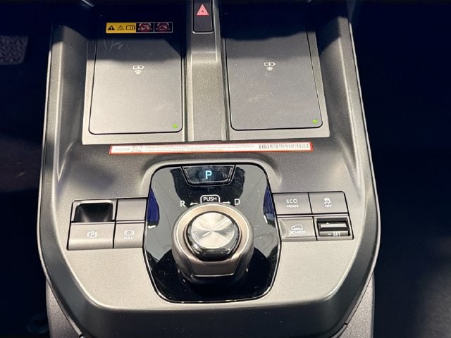 2026 Toyota bZ XLE - Photo 14