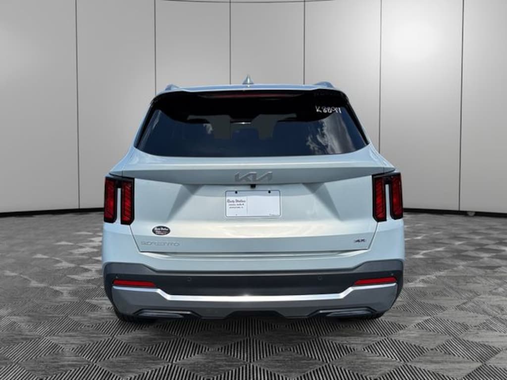 New 2026 Kia Sorento S SUV