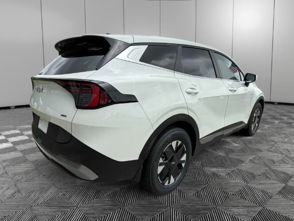 New 2026 Kia Sportage Hybrid LX SUV