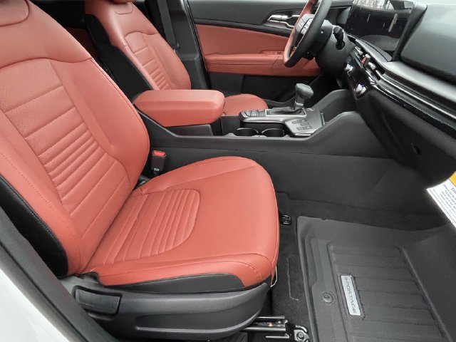 2026 Kia Sportage SX - Photo 17