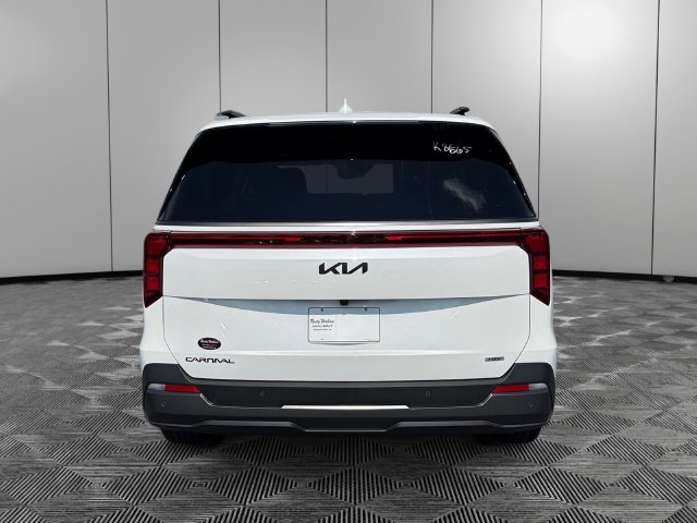 New 2026 Kia Carnival Hybrid SX Van Passenger Van