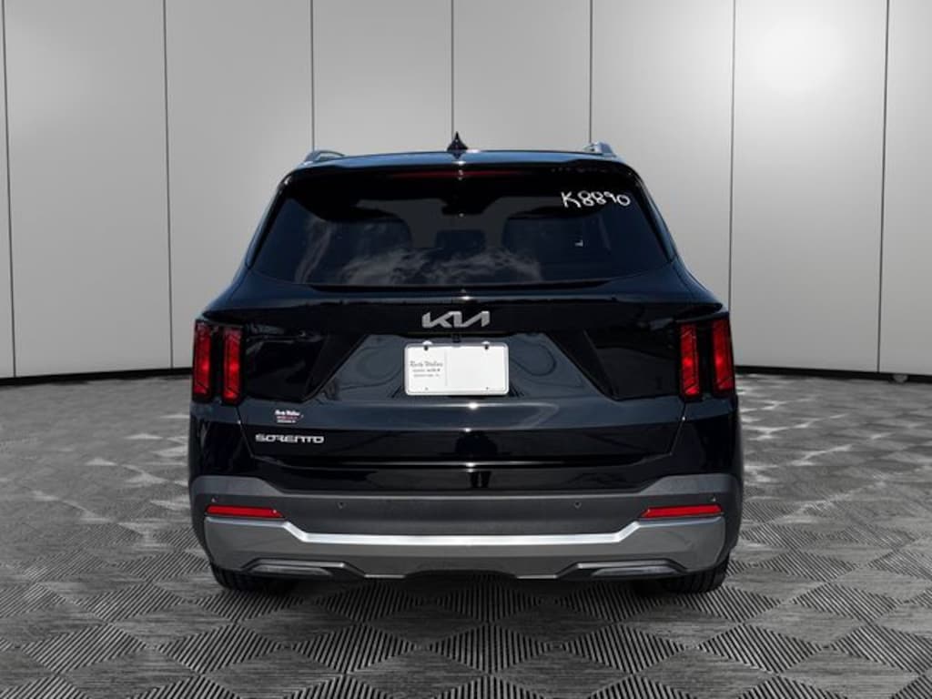 New 2026 Kia Sorento S SUV
