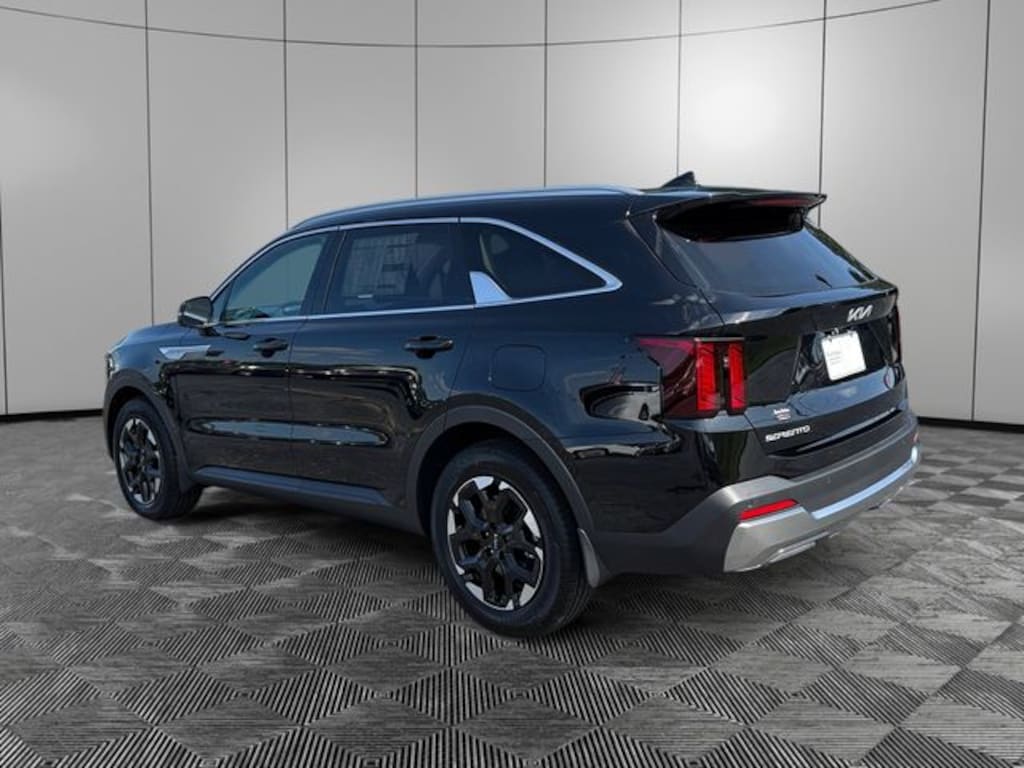 New 2026 Kia Sorento S SUV