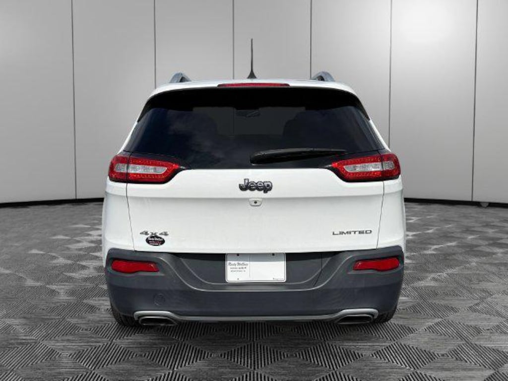 Used 2017 Jeep Cherokee Limited 4x4 Sport Utility