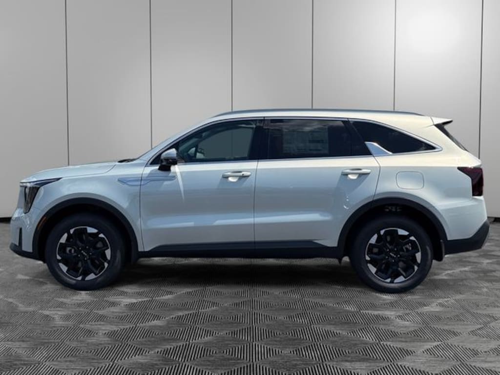 New 2026 Kia Sorento S SUV
