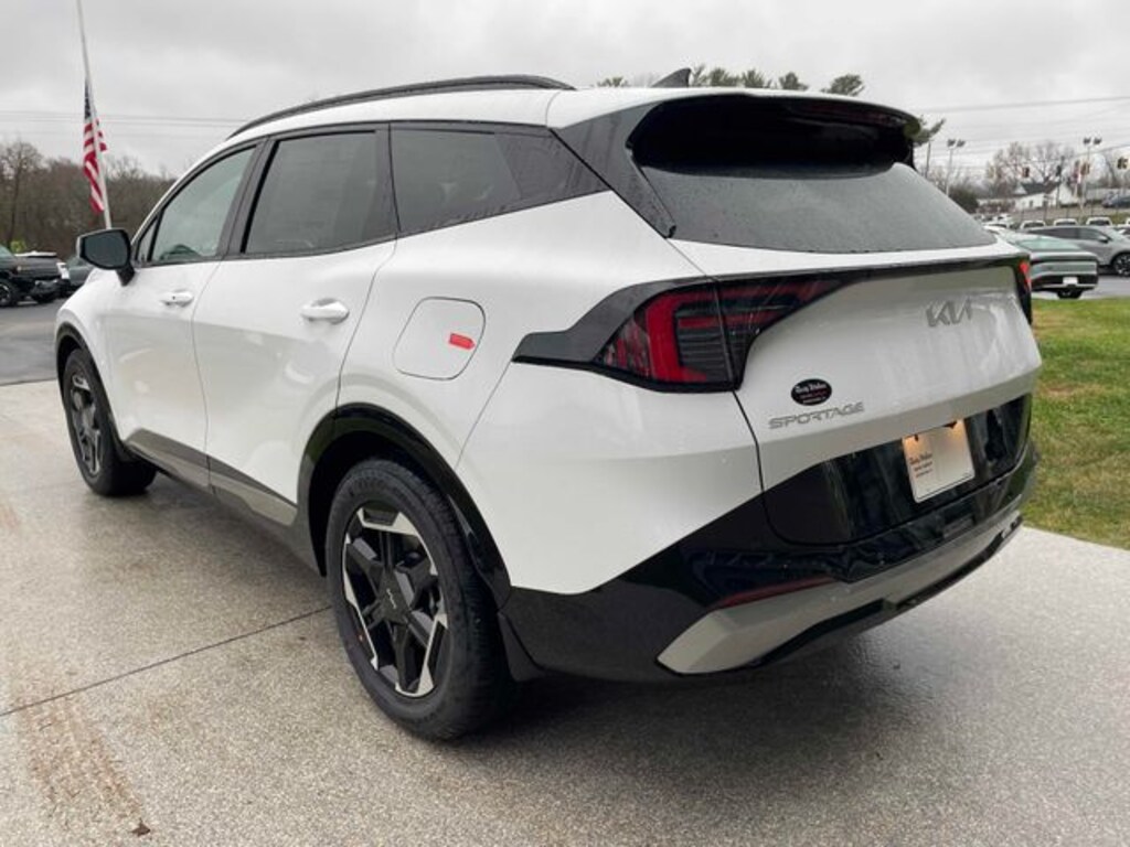 New 2026 Kia Sportage SX SUV