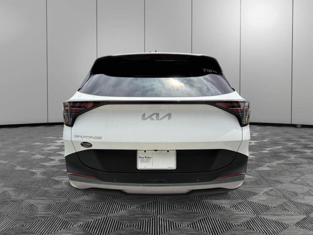 New 2026 Kia Sportage LX SUV
