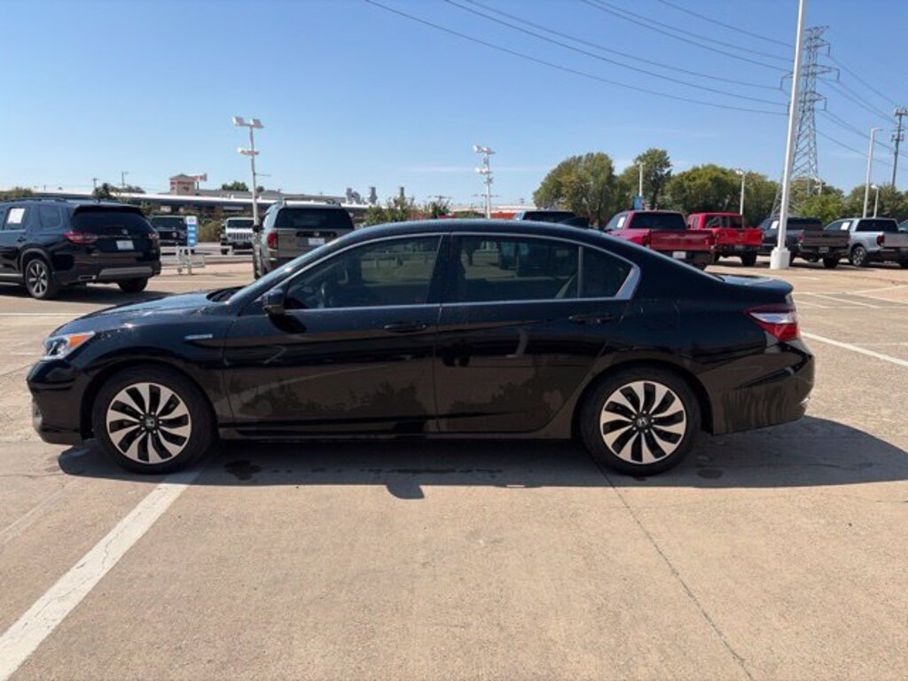 Used 2017 Honda Accord Hybrid EX-L Sedan
