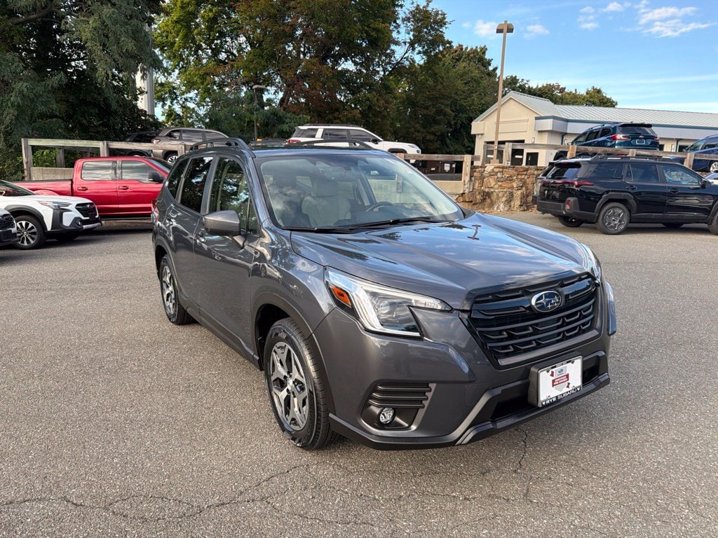 2024 Subaru Forester Premium