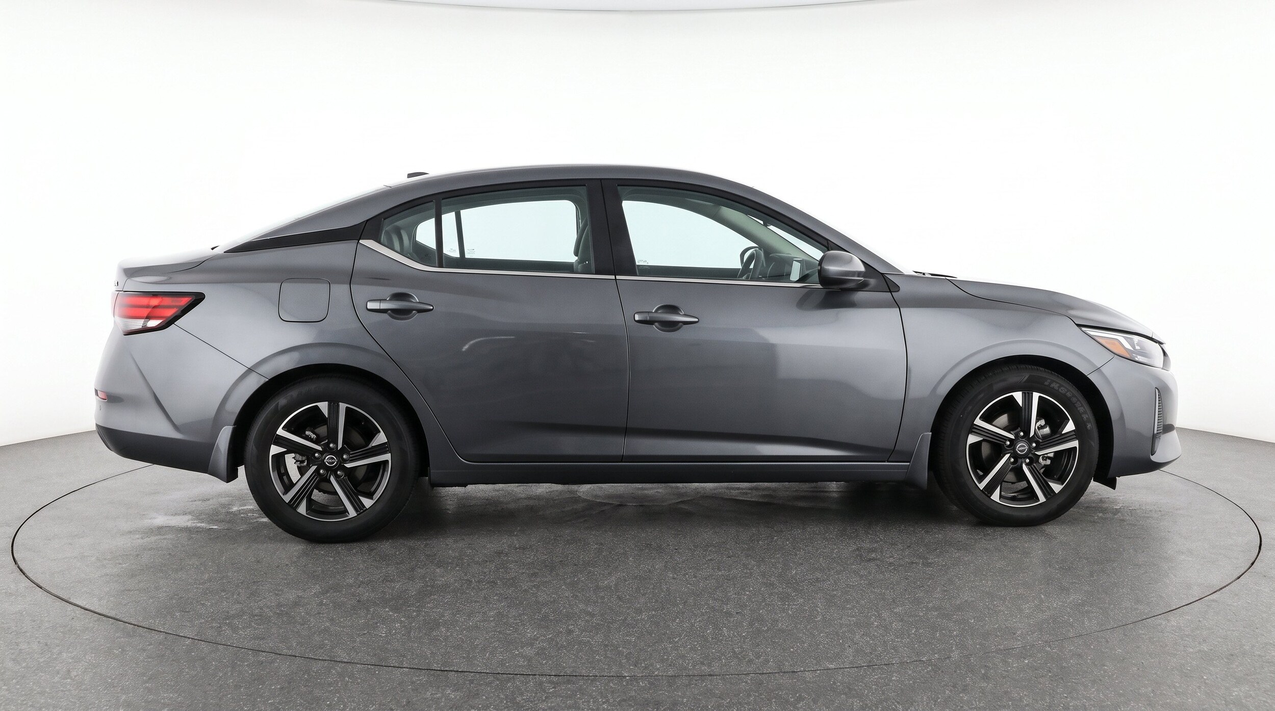 Thumbnail: 2025 Nissan Sentra - 10