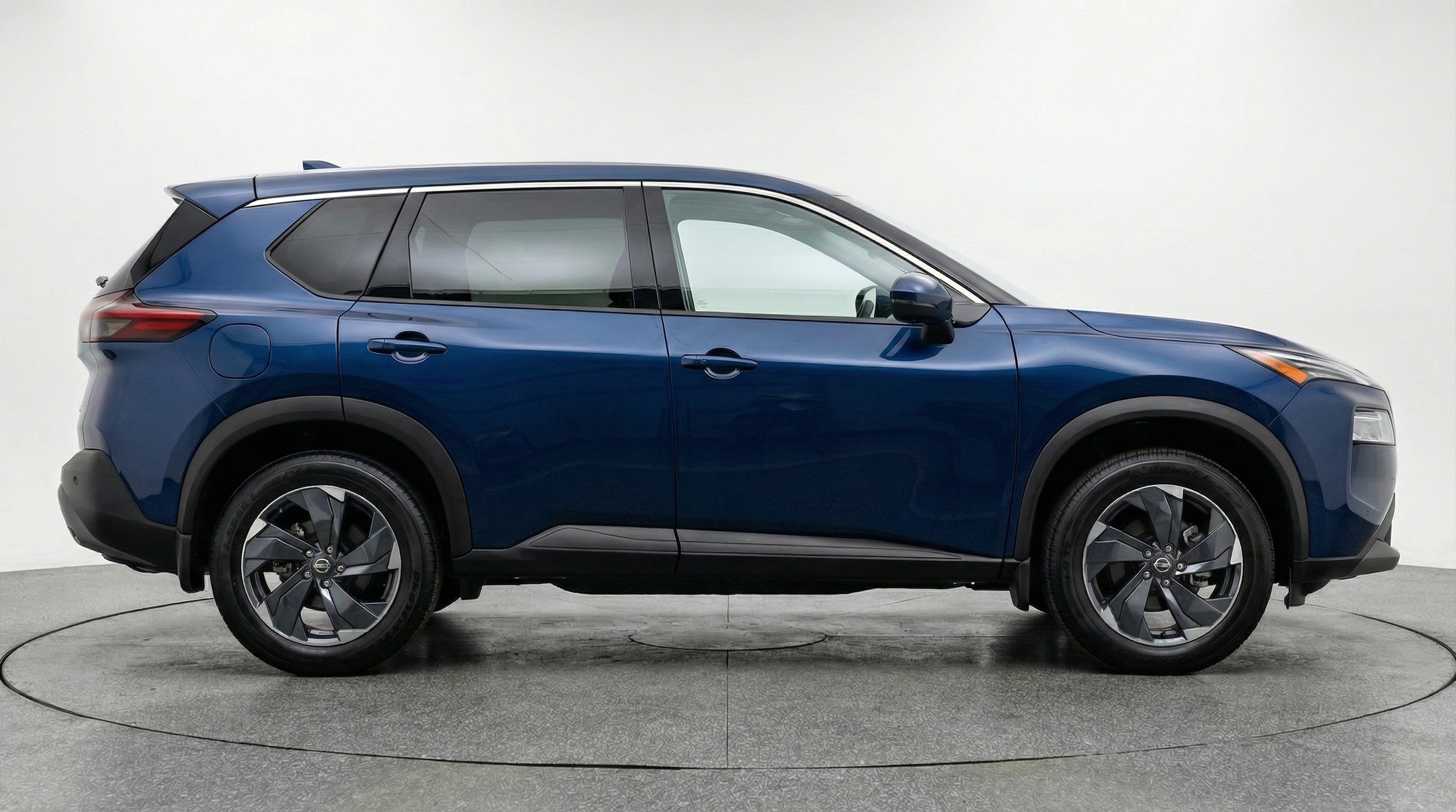 Thumbnail: 2025 Nissan Rogue - 10