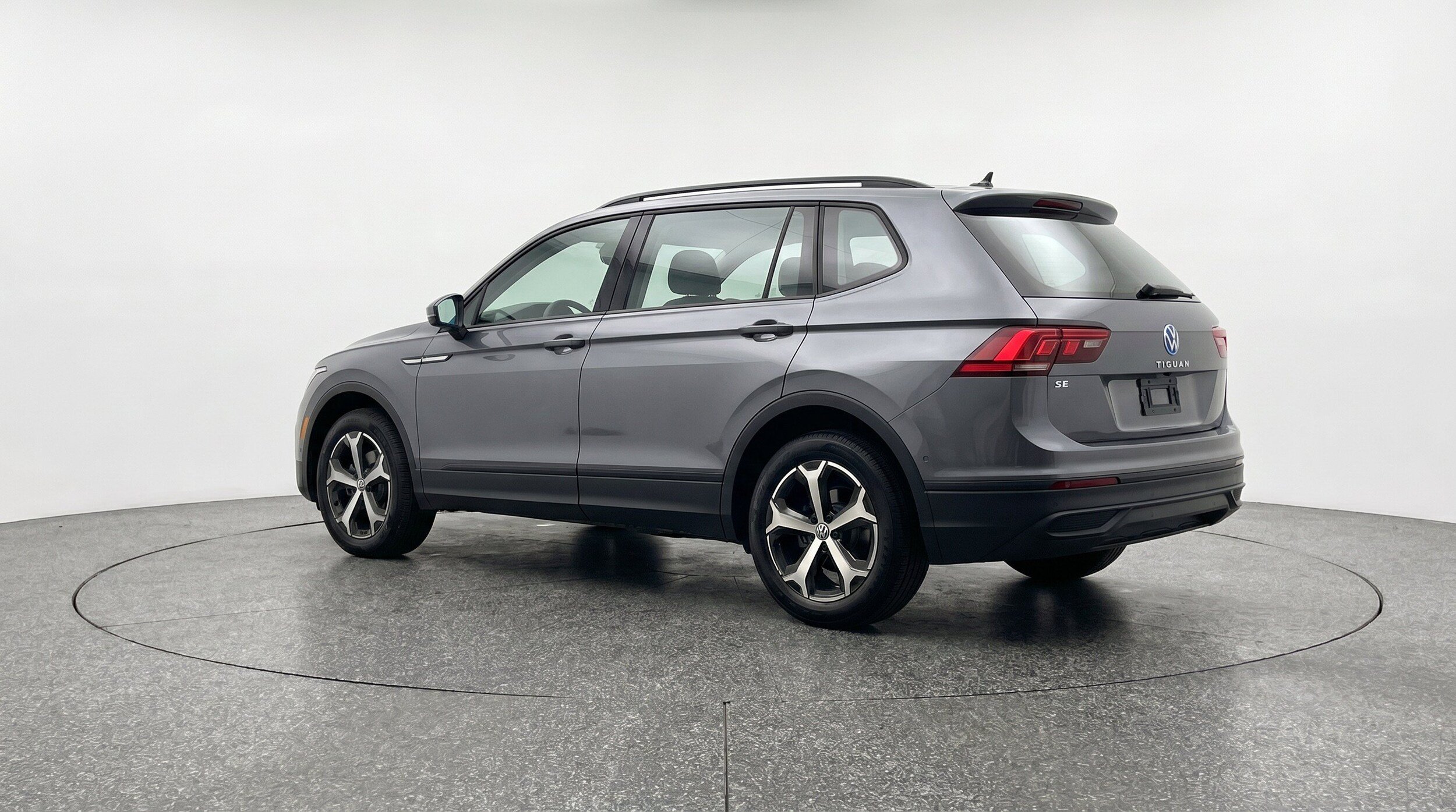 Thumbnail: 2026 Volkswagen Tiguan - 6