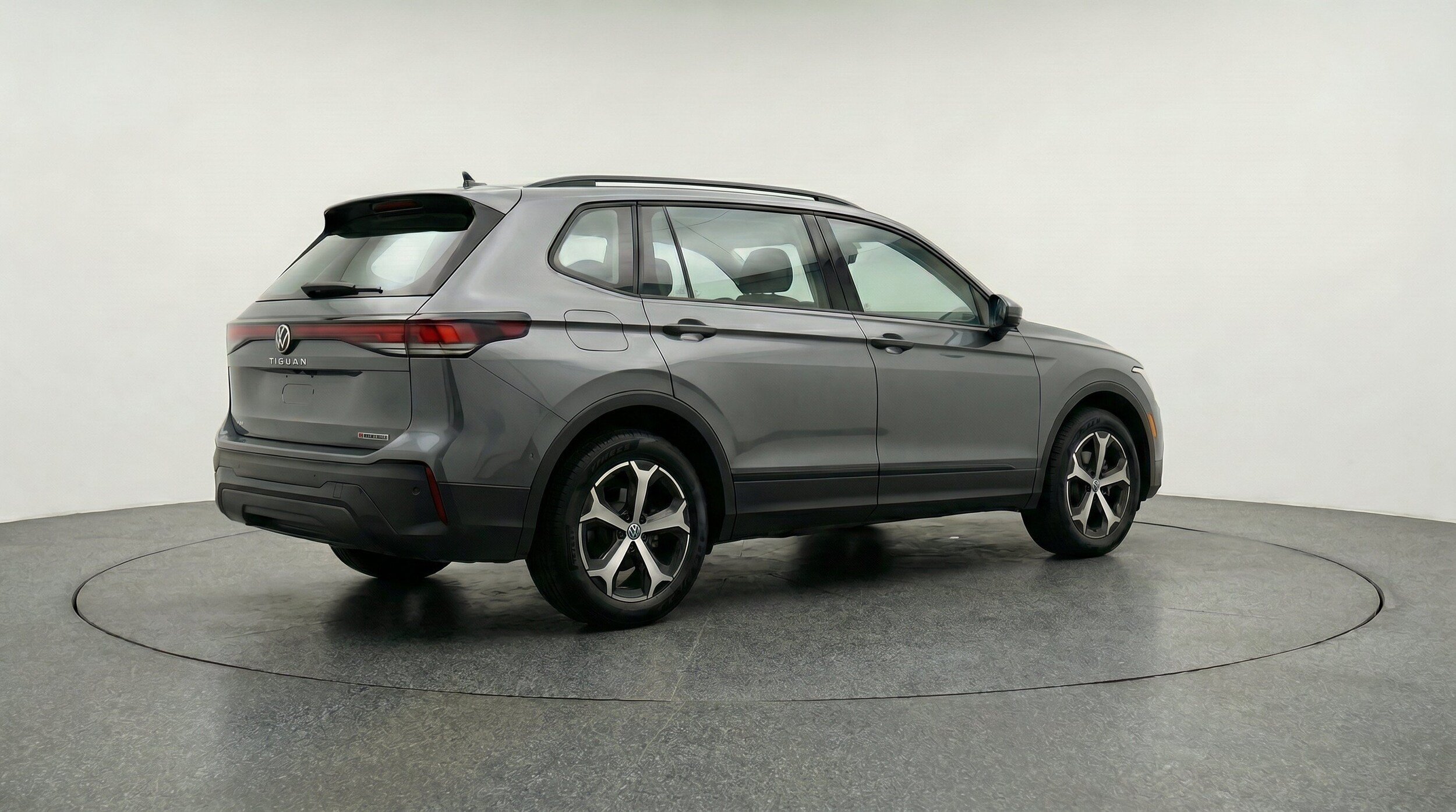 Thumbnail: 2026 Volkswagen Tiguan - 9