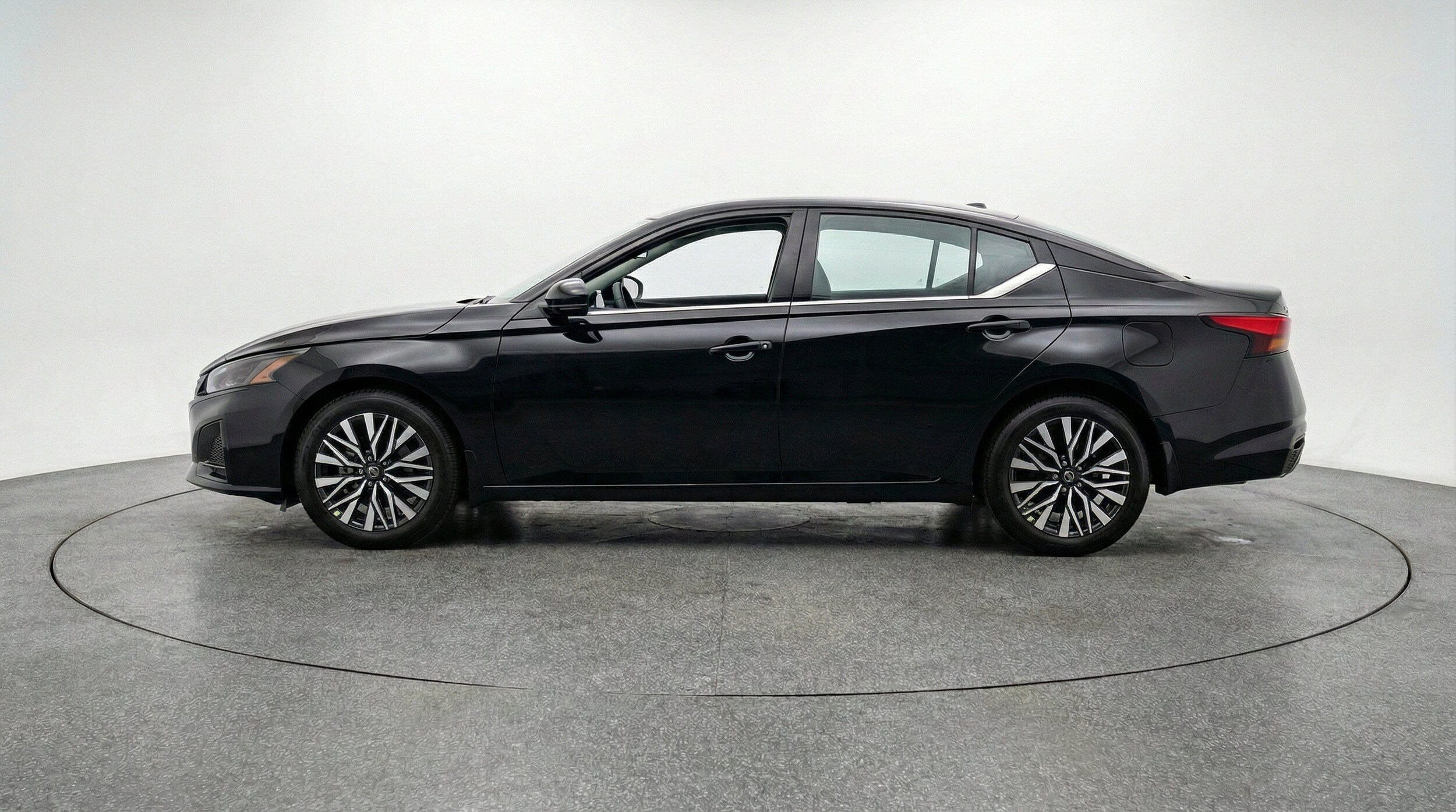 Thumbnail: 2026 Nissan Altima - 5