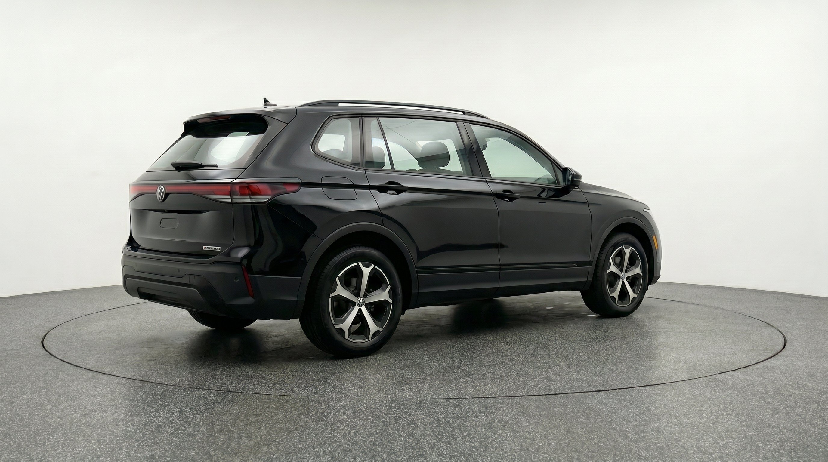Thumbnail: 2026 Volkswagen Tiguan - 9