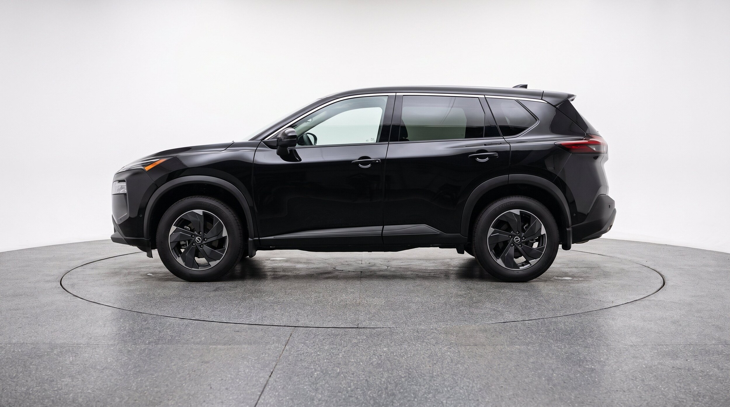 Thumbnail: 2025 Nissan Rogue - 5