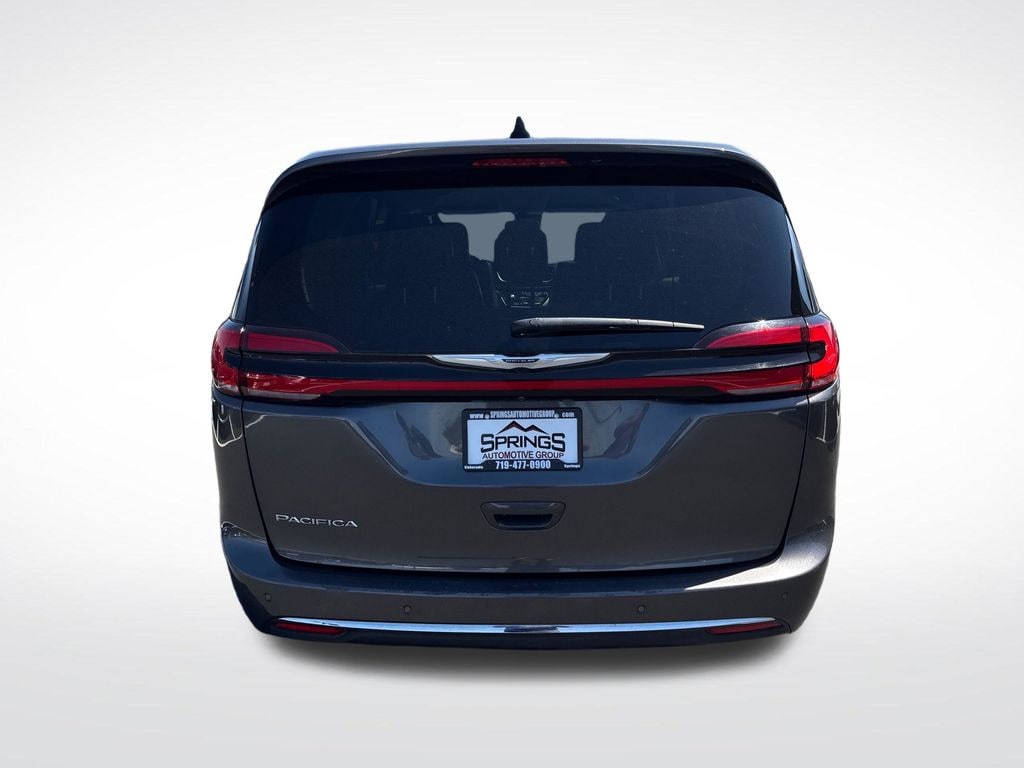 Used 2023 Chrysler Pacifica Touring L Van Passenger Van