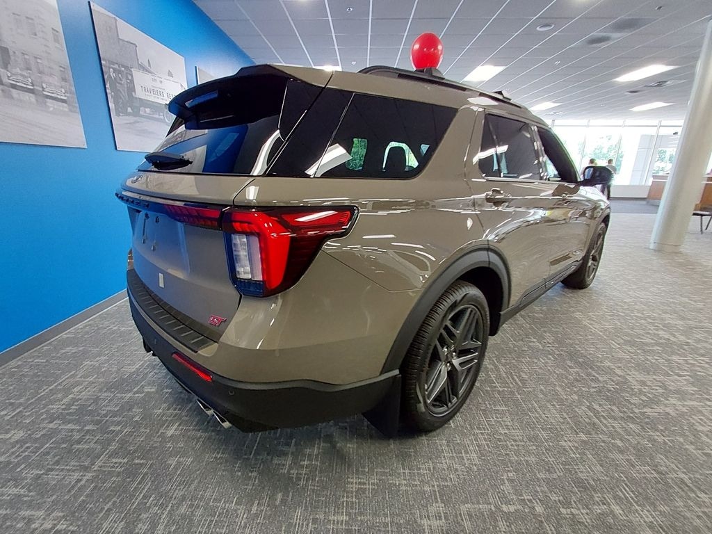 New 2026 Ford Explorer ST SUV