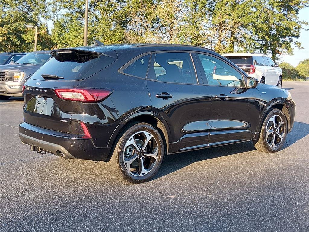 Certified 2023 Ford Escape ST-Line Select SUV