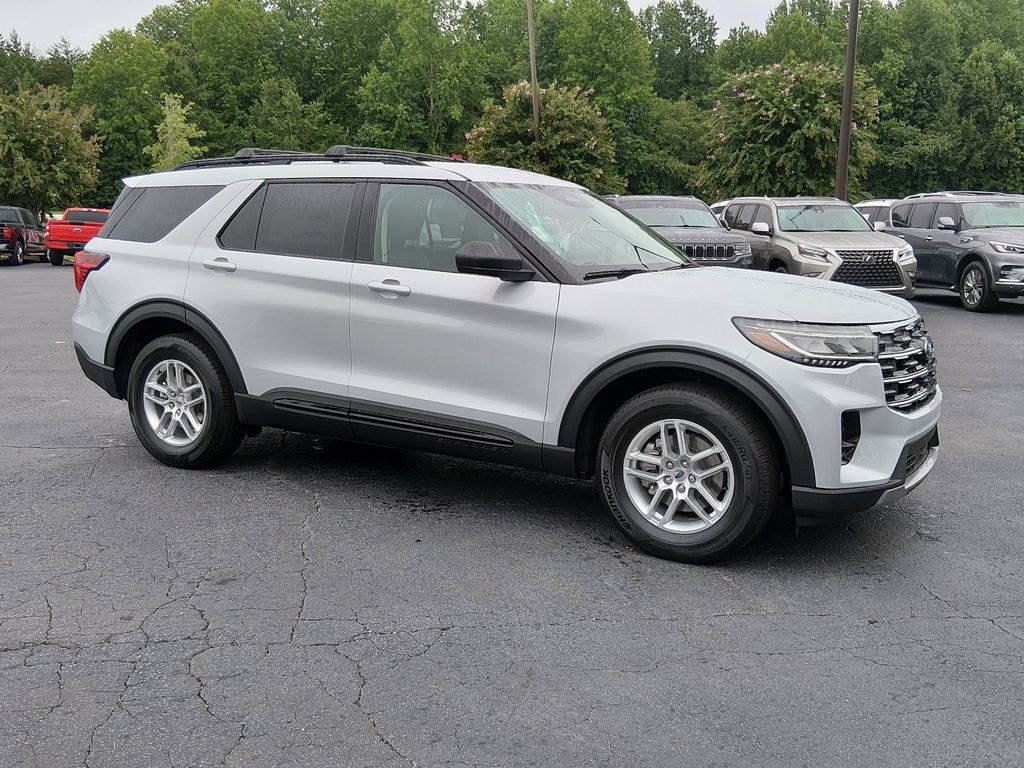 New 2026 Ford Explorer Active SUV