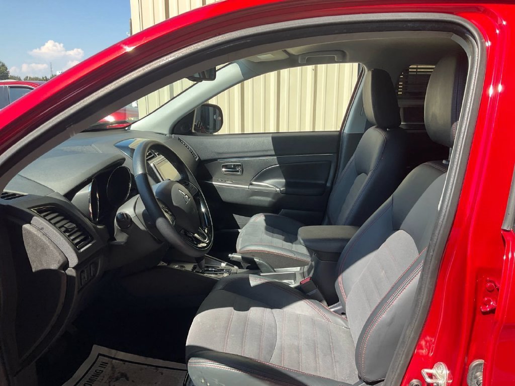 Certified 2025 Mitsubishi Outlander Sport 2.0 SE SUV