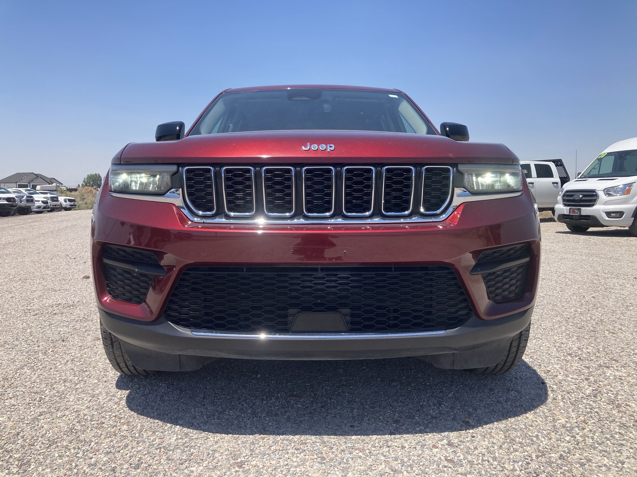 2023 Jeep Grand Cherokee Laredo - Photo 8