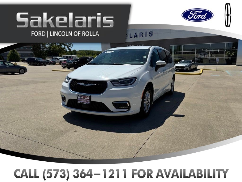2023 Chrysler Pacifica Touring L