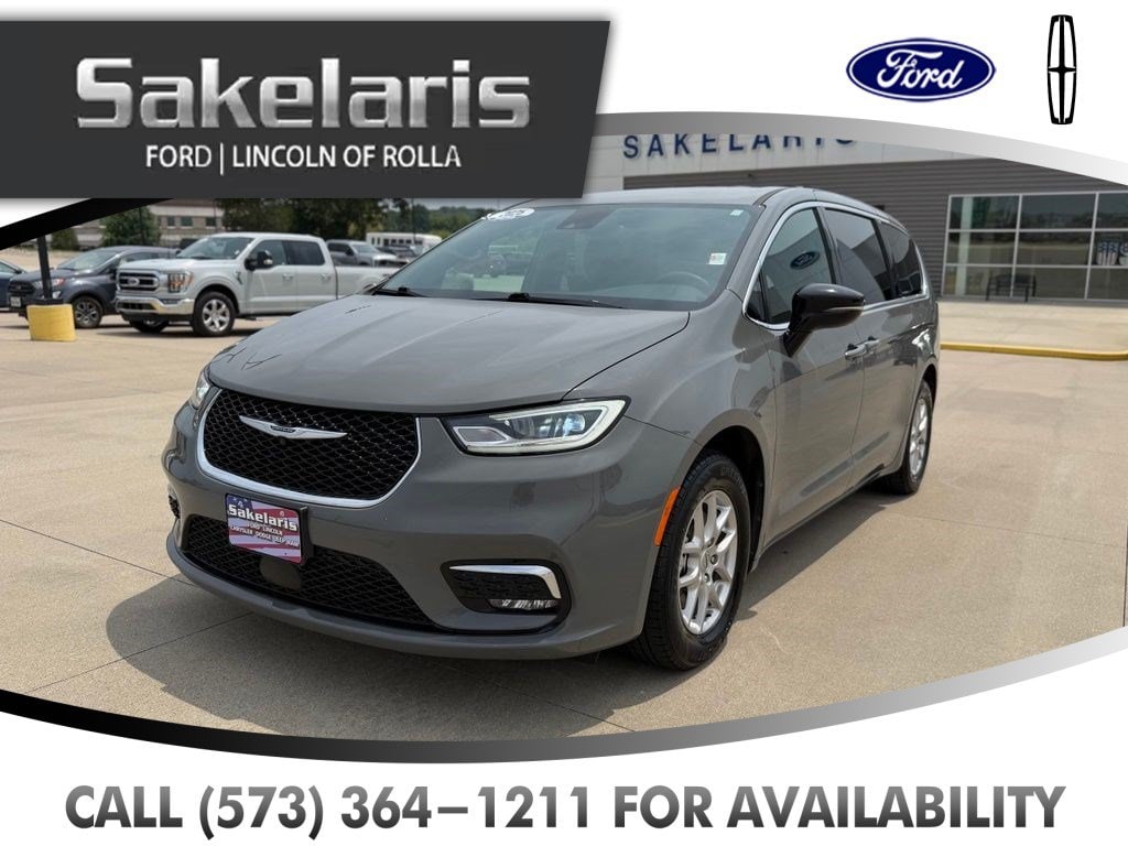 2025 Chrysler Pacifica Select