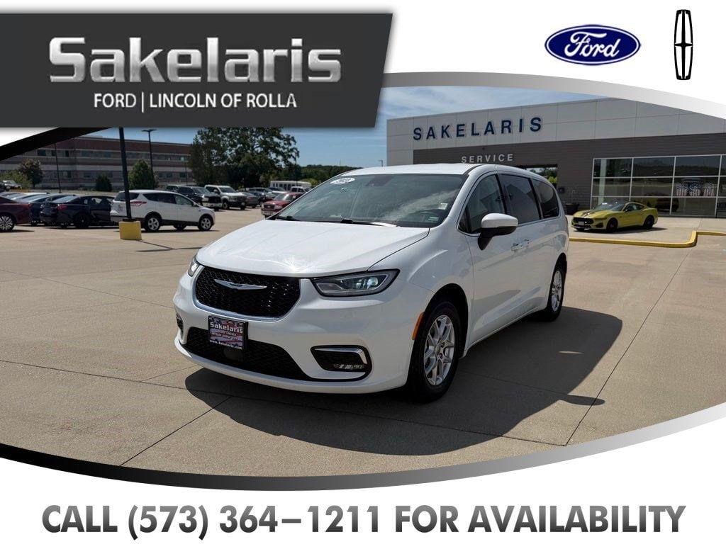 2023 Chrysler Pacifica Touring L