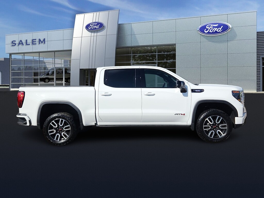 Certified 2025 GMC Sierra 1500 4WD Crew Cab Short Box AT4 Crew Cab