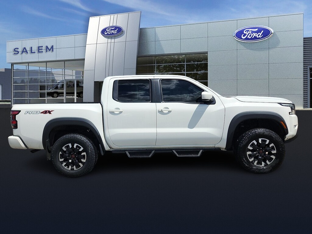 Certified 2024 Nissan Frontier Crew Cab PRO-4X 4x4 Crew Cab