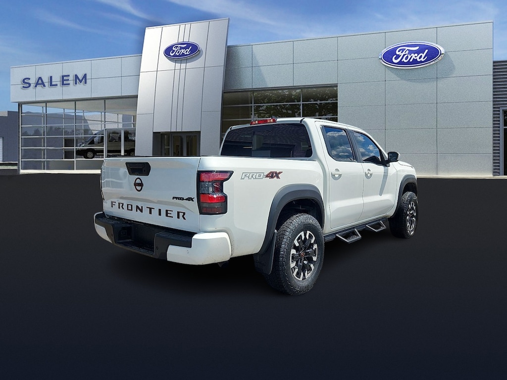 Certified 2024 Nissan Frontier Crew Cab PRO-4X 4x4 Crew Cab