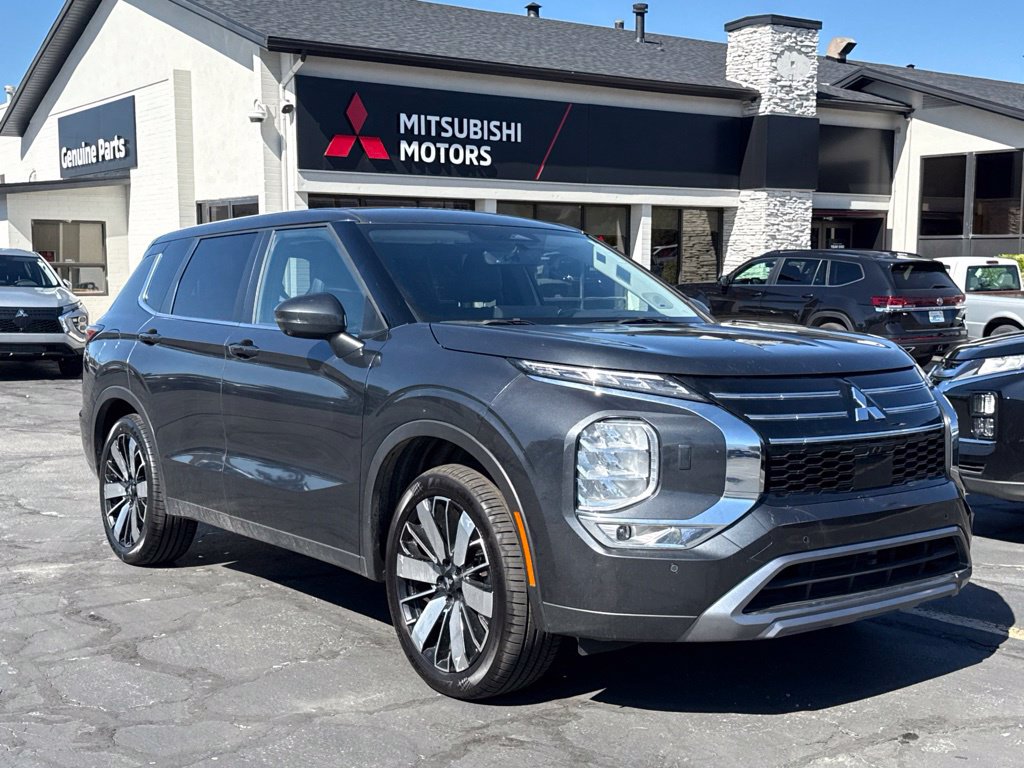 2025 Mitsubishi Outlander