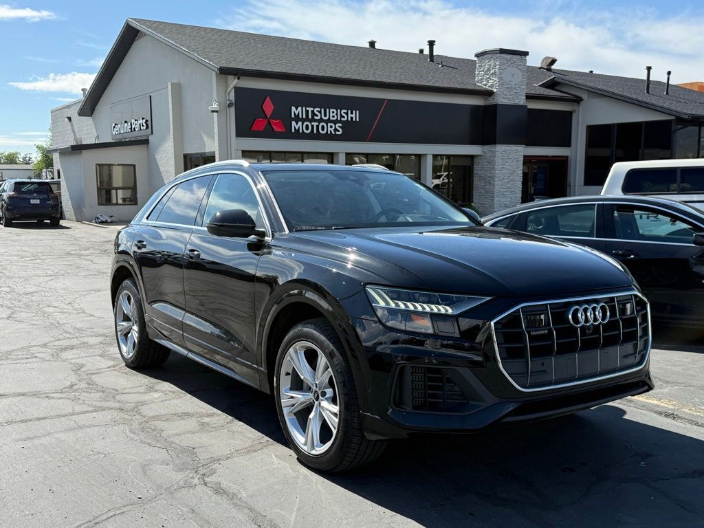 2022 Audi Q8