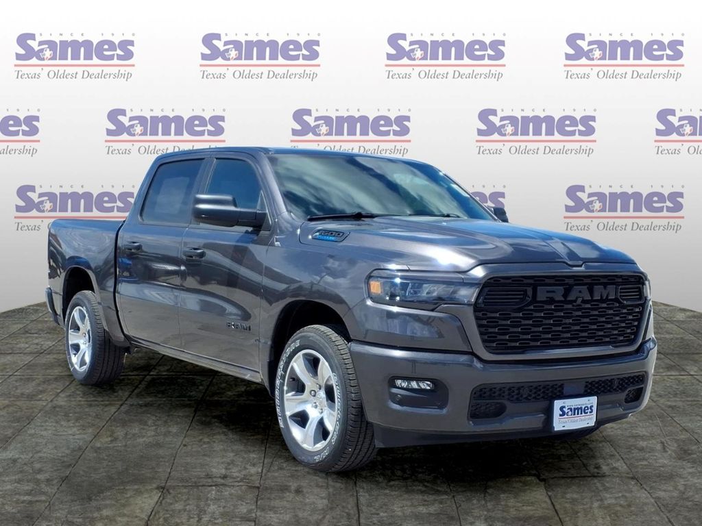 2026 RAM 1500 Pickup Express