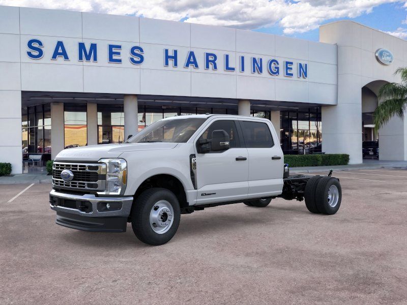 2026 Ford F-350 Chassis