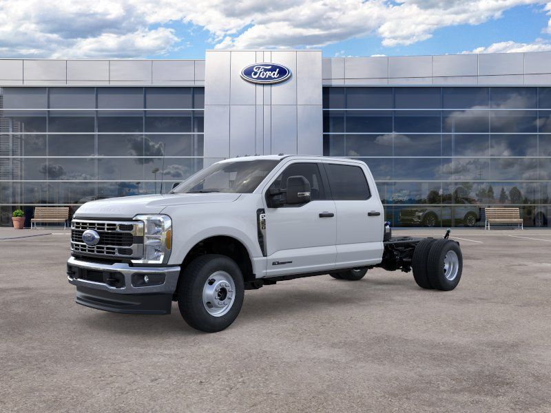 2026 Ford F-350 Chassis