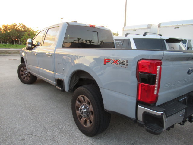 Used 2024 Ford F-250 Lariat Crew Cab Truck