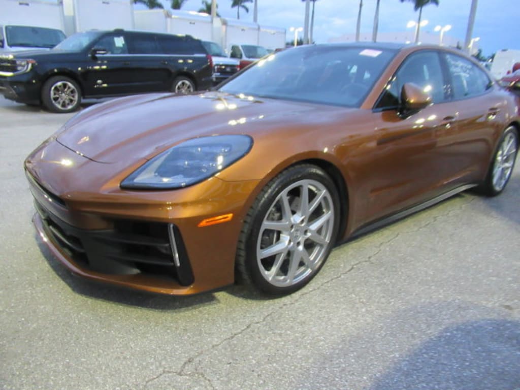 Used 2025 Porsche Panamera