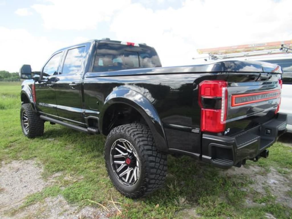 Certified 2024 Ford F-250 Lariat CREW CAB TRUCK