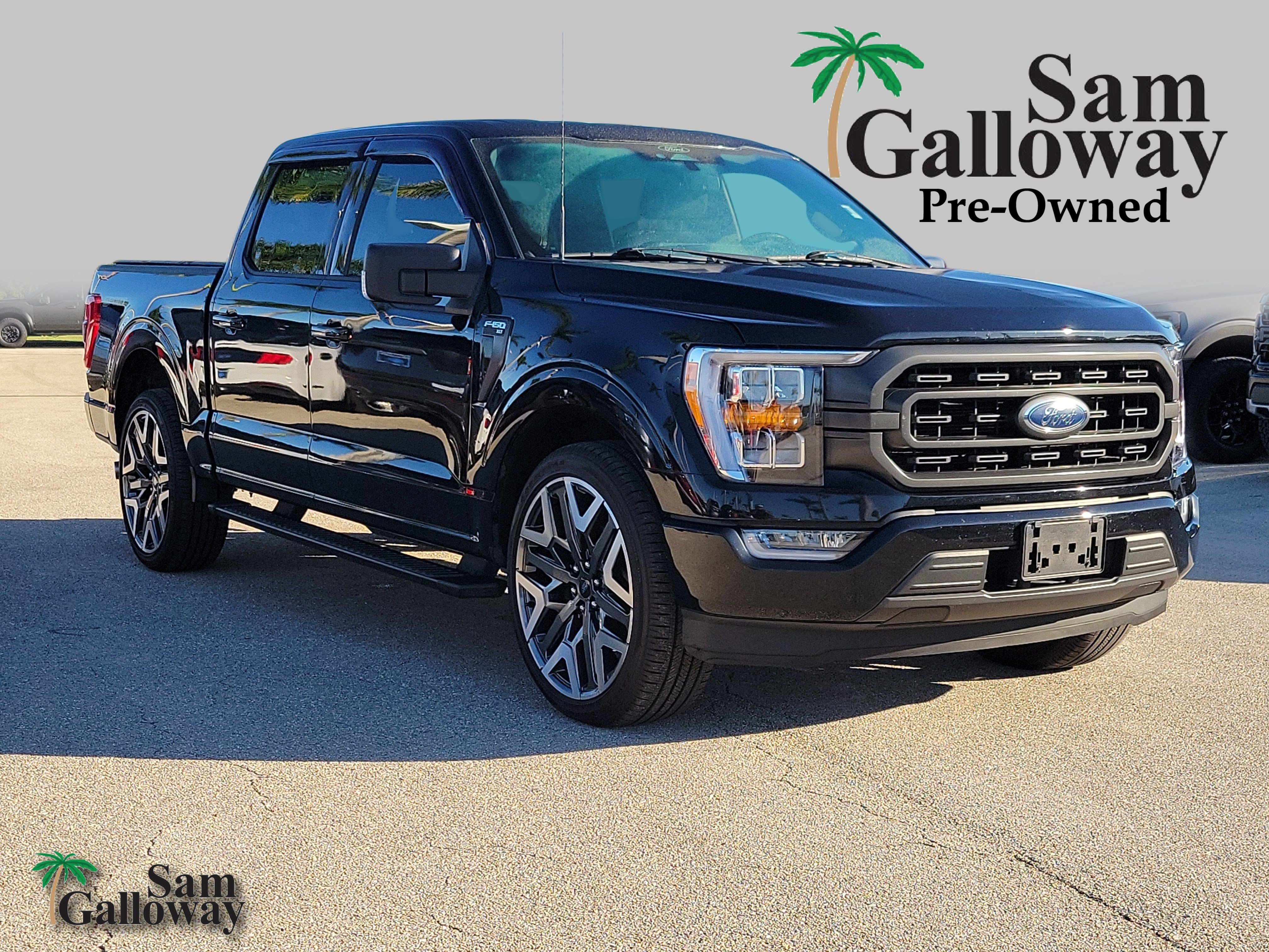 Certified 2022 Ford F-150 XLT CREW CAB TRUCK