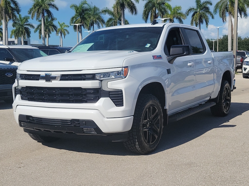 Used 2024 Chevrolet Silverado 1500 RST Crew Cab Short Bed Truck