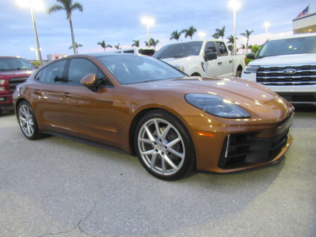 Used 2025 Porsche Panamera