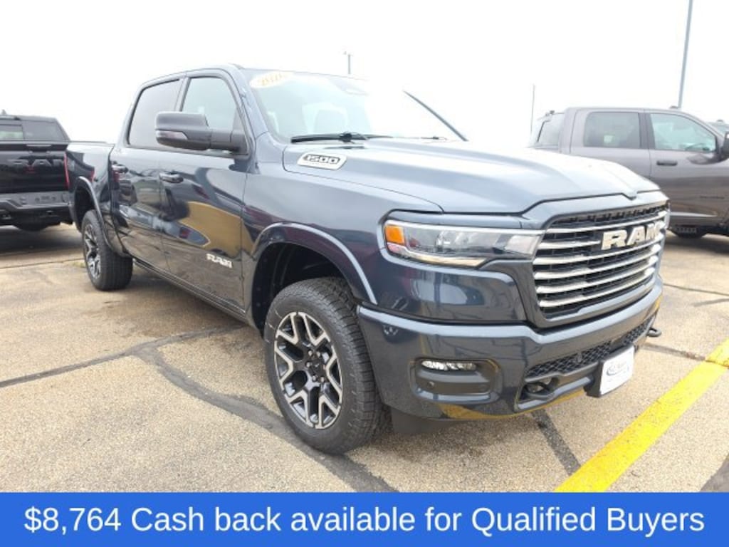 New 2026 Ram 1500 LARAMIE CREW CAB 4X4 5'7 BOX Pickup