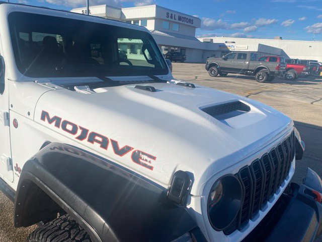 Used 2026 Jeep Gladiator Mojave Crew Cab